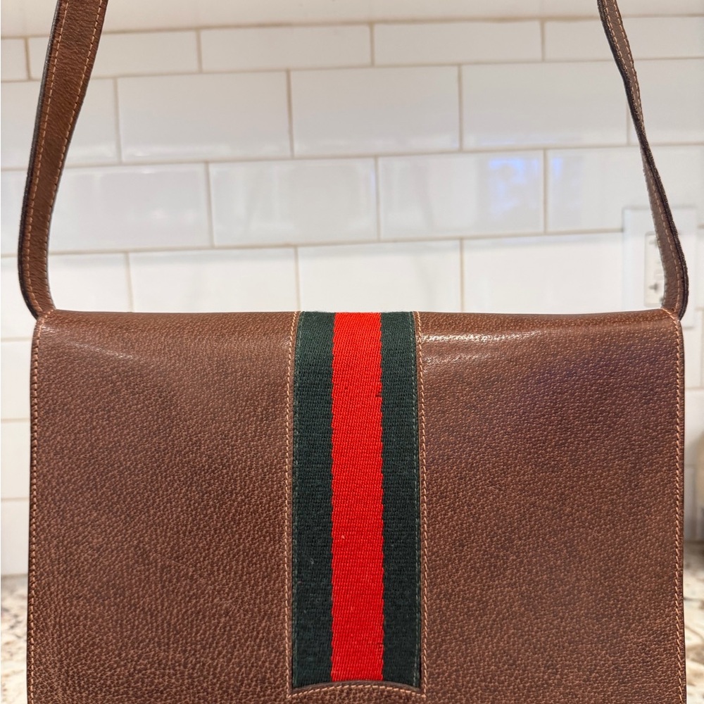 Gucci Brown Leather Satchel vintage with Gold Accent - Picture 9 of 16
